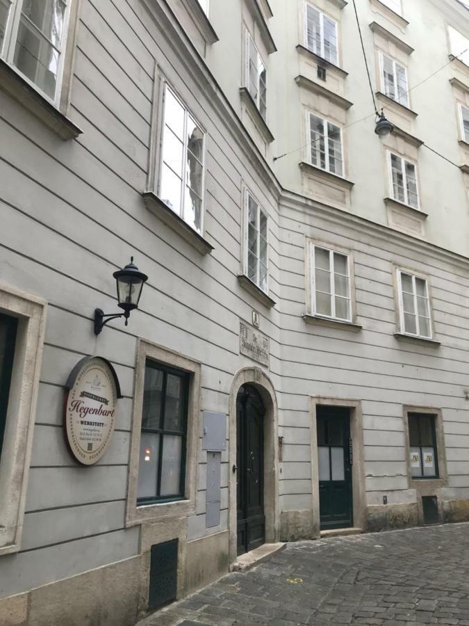 The Barts City Center - Self Check-In Vienna Exterior photo
